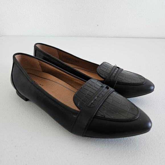 Vionic Savannah Flat Loafers Womens 8 Black Leather EVA Footbed Vio-Motion Tech - Picture 1 of 9